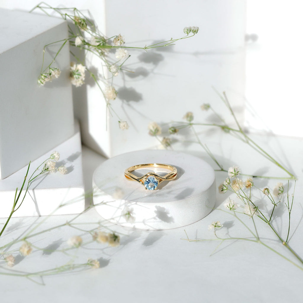 Aquamarine Birthstone Ring – Solitaire Engagement With Crossover Shank Design
