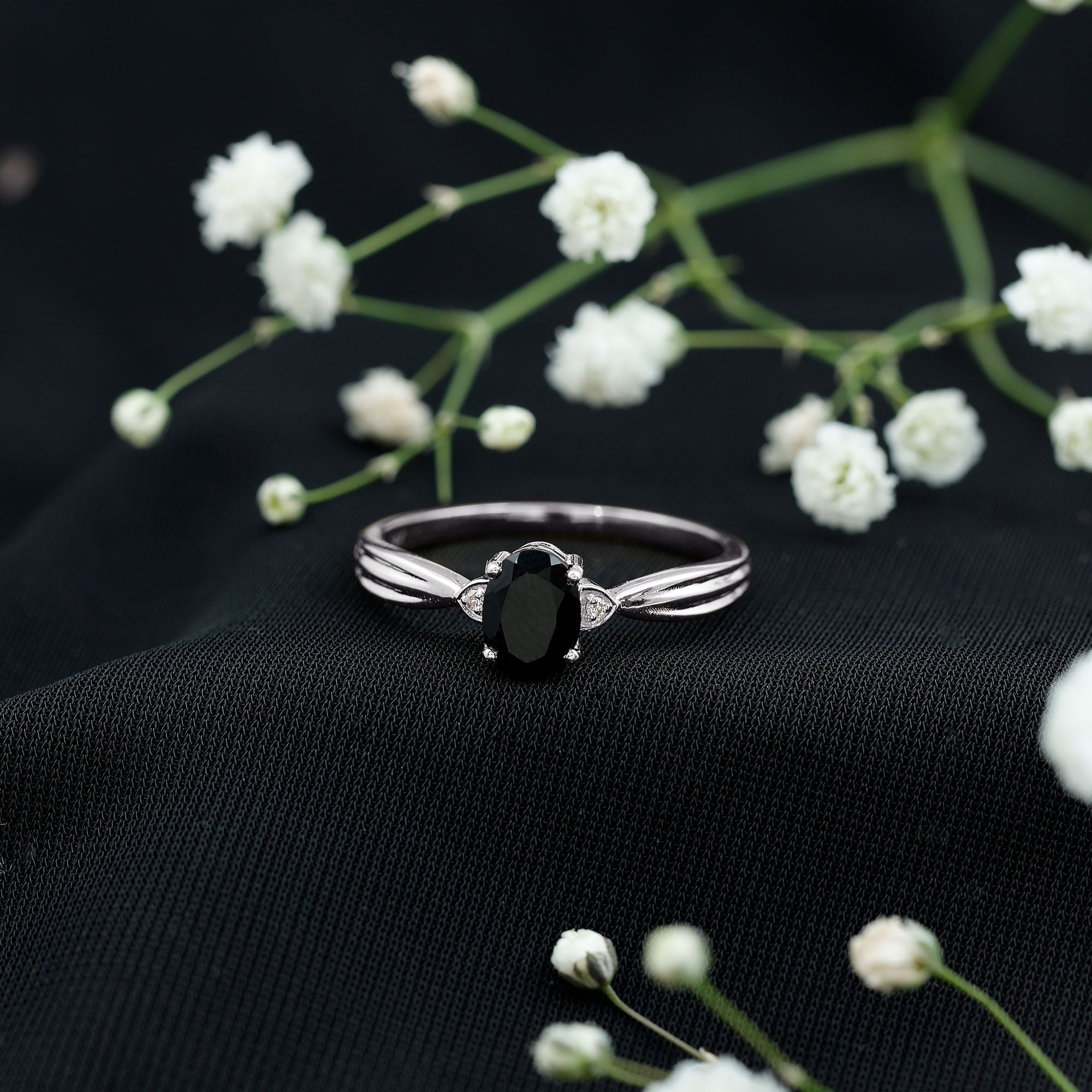 Solitaire Black Onyx Oval Engagement Ring with Diamond