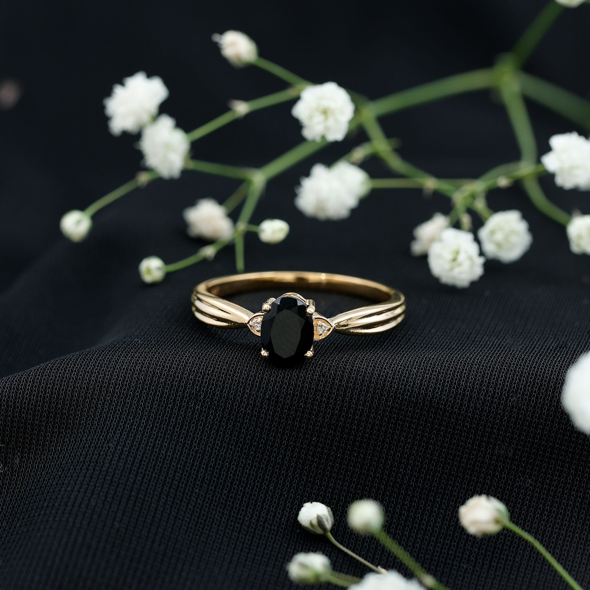 Solitaire Black Onyx Oval Engagement Ring with Diamond