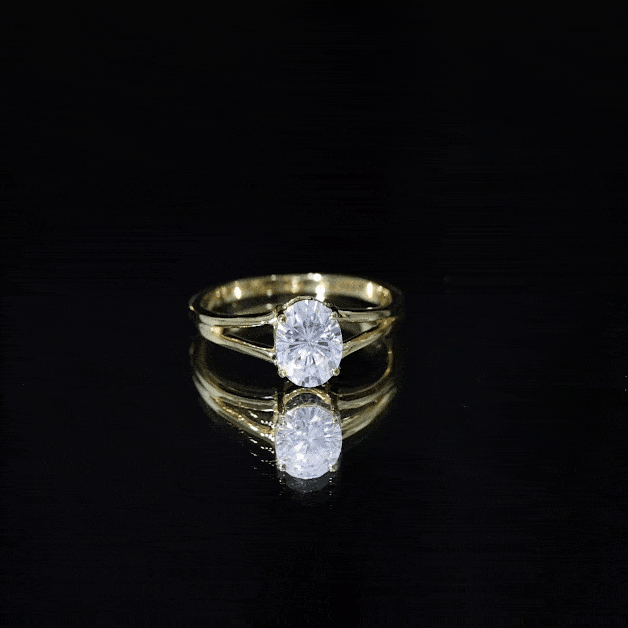 Oval Moissanite Engagement Ring – 1 Carat Solitaire With Certificate