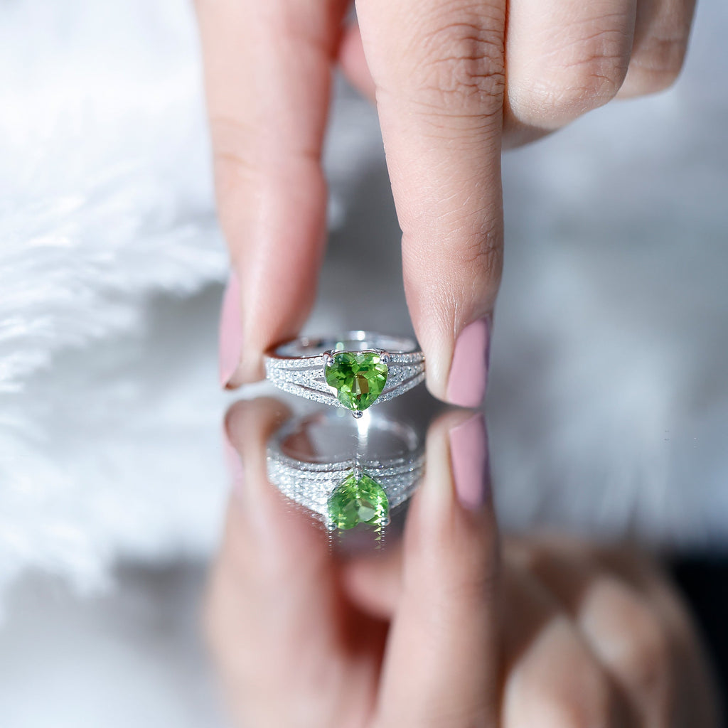 Peridot Engagement Ring – 2 Carat Heart Shaped Solitaire with Sparkling Diamond Band