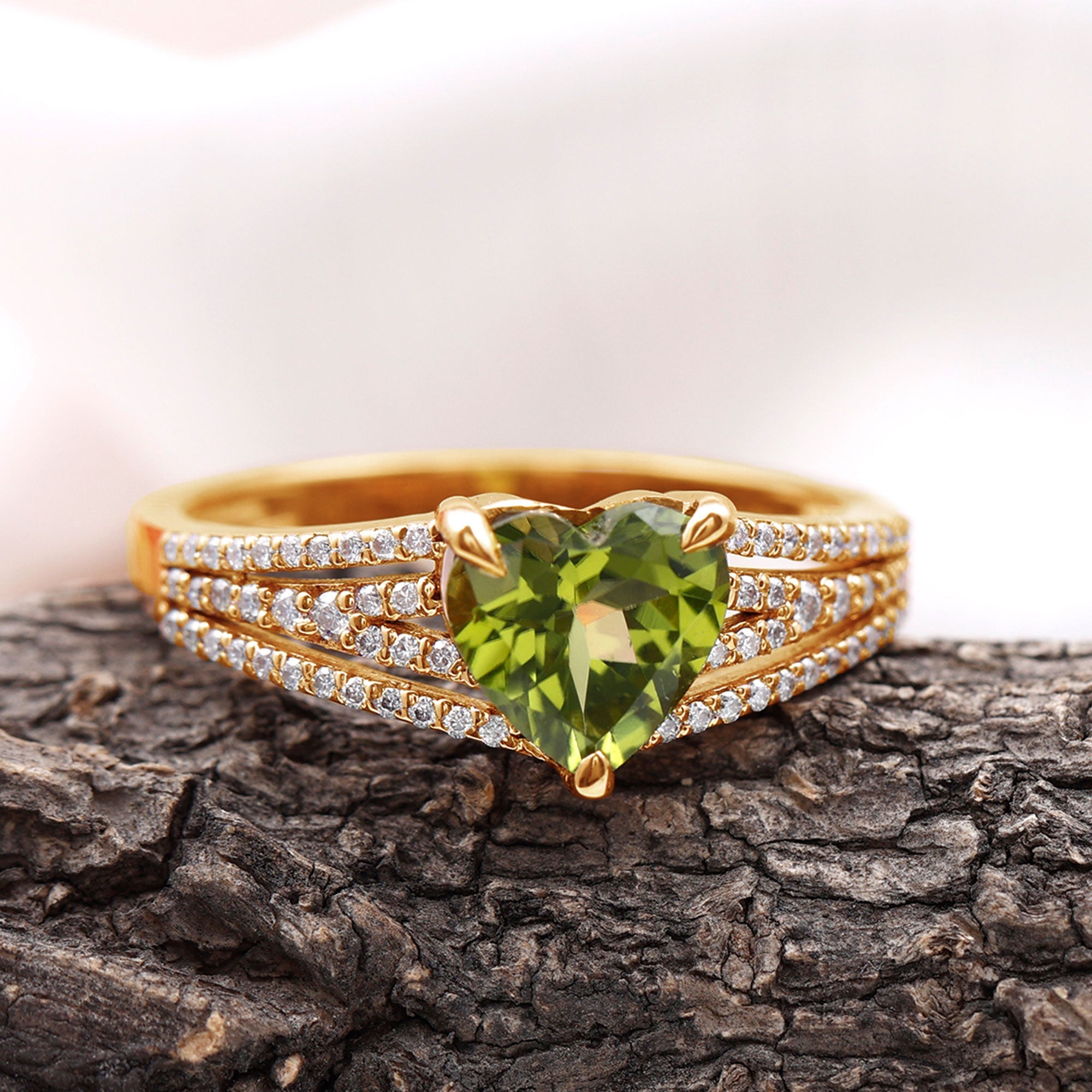 Peridot Engagement Ring – 2 Carat Heart Shaped Solitaire with Sparkling Diamond Band