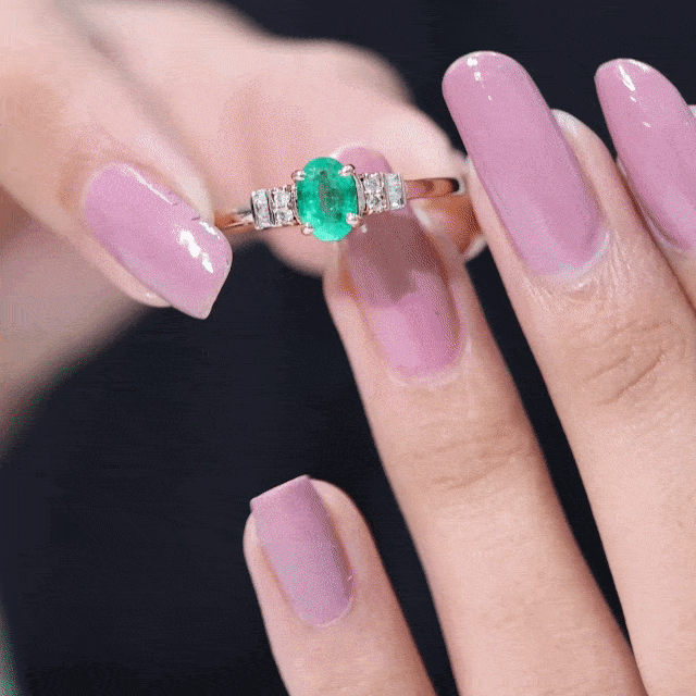 Emerald Engagement Ring – Natural Oval Emerald Diamond Ring in Prong Setting