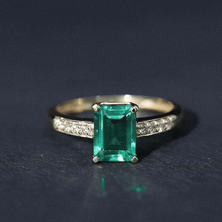 Lab Grown Emerald Ring – Solitaire Engagement Ring with Diamond Accent & Prong Setting