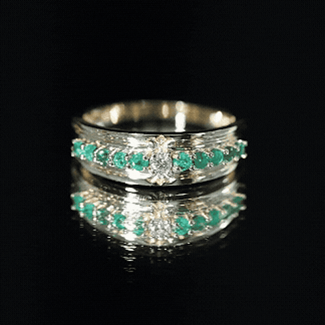 Diamond Emerald Anniversary Ring – Classic Vintage Anniversary Ring with AAA Emeralds