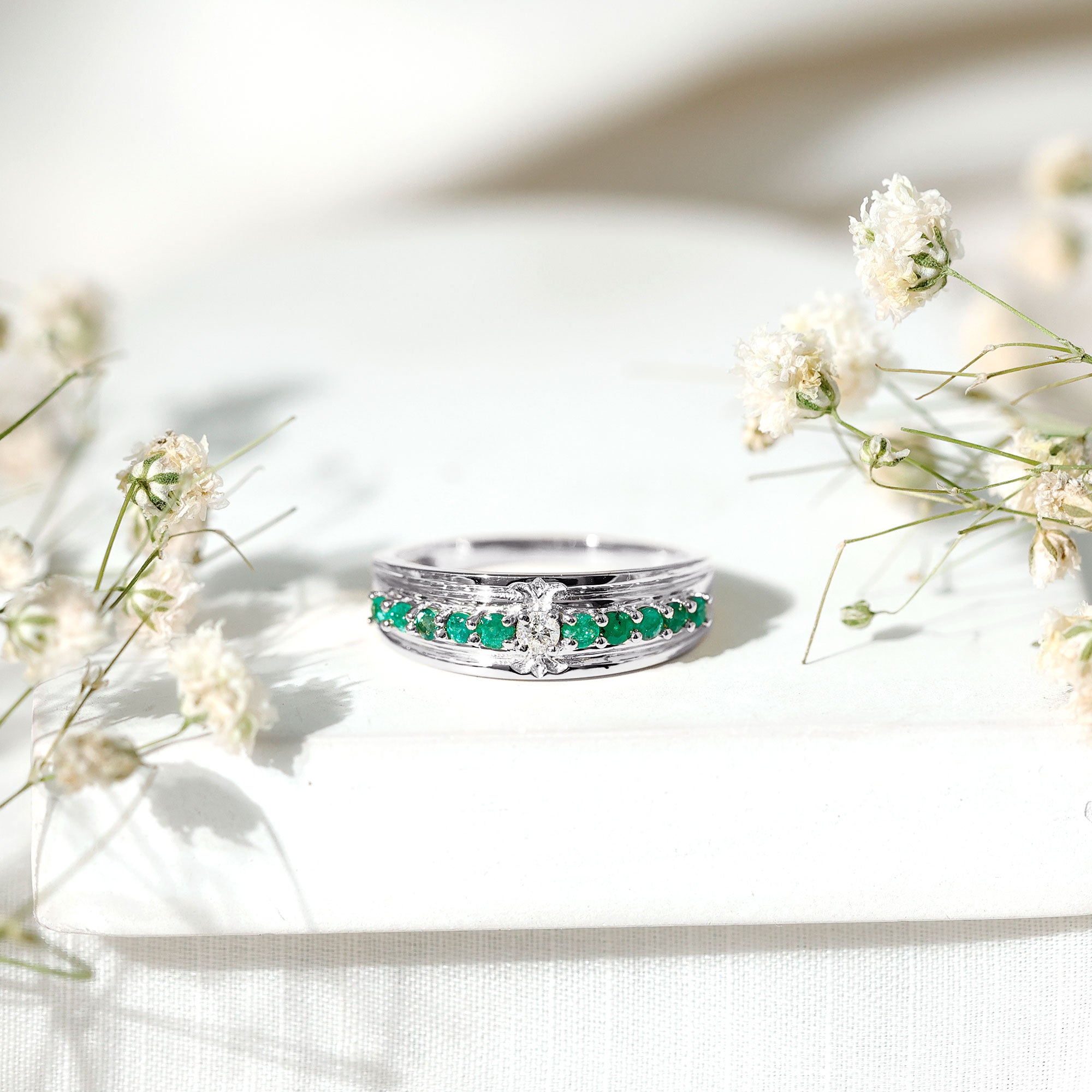 Diamond Emerald Anniversary Ring – Classic Vintage Anniversary Ring with AAA Emeralds