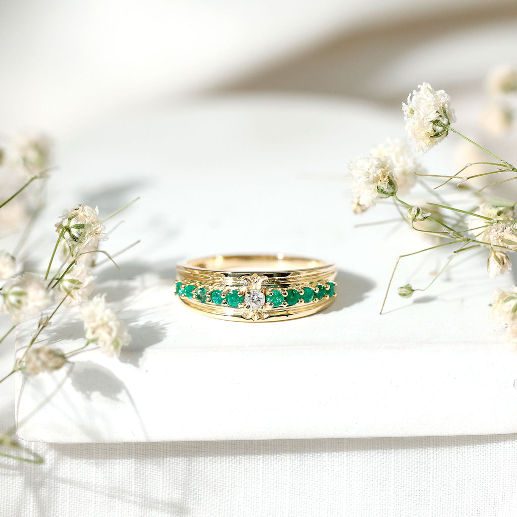 Diamond Emerald Anniversary Ring – Classic Vintage Anniversary Ring with AAA Emeralds
