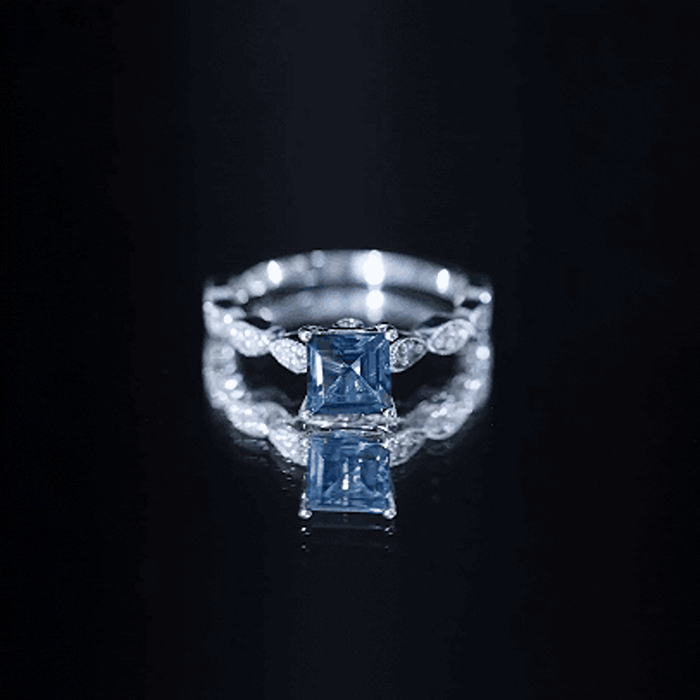 1 Carat Princess Cut London Blue Topaz Solitaire Ring with Diamond