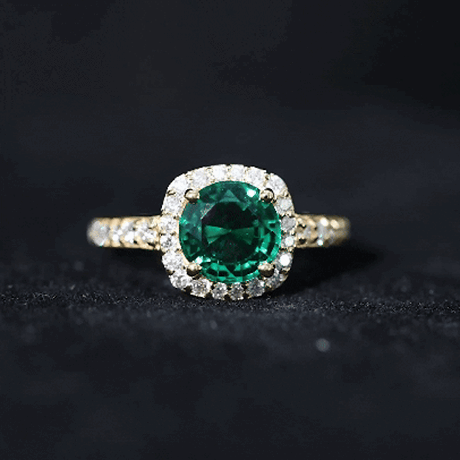 Lab Grown Emerald Ring - Vintage Engagement Ring With Halo Diamond Design