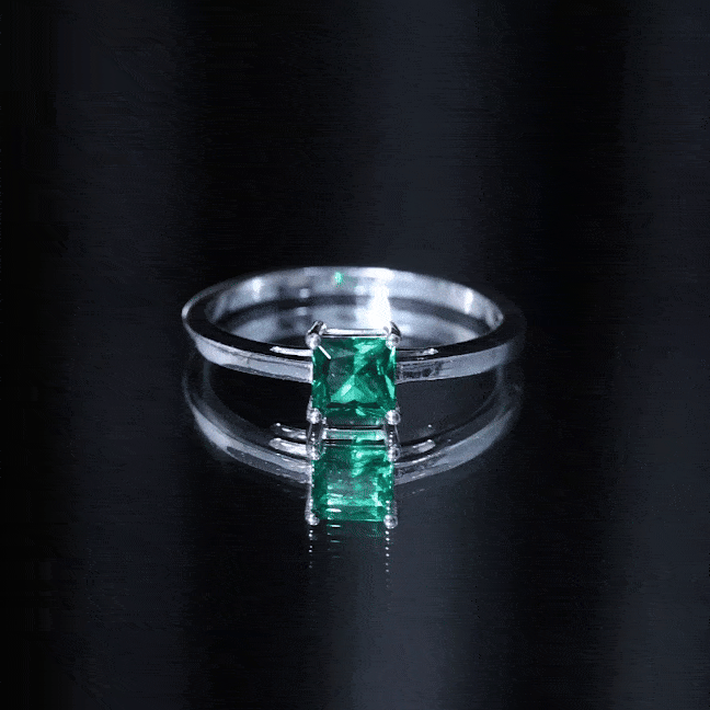 Lab Grown Emerald Ring – 2 Carat Princess Cut Emerald Solitaire with Prong Setting