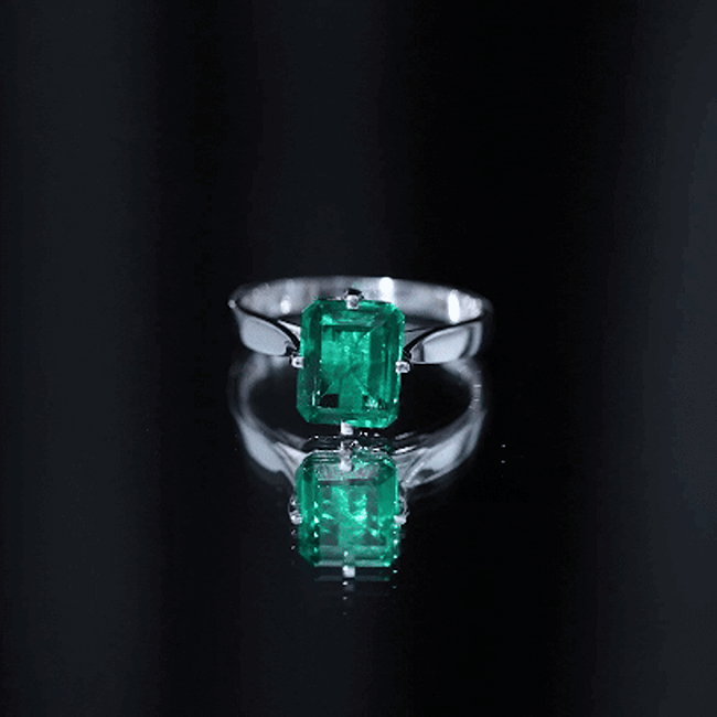 Lab Grown Emerald Ring - 3 Carat Octagon Cut Solitaire Engagement Band With 4 Prong Setting