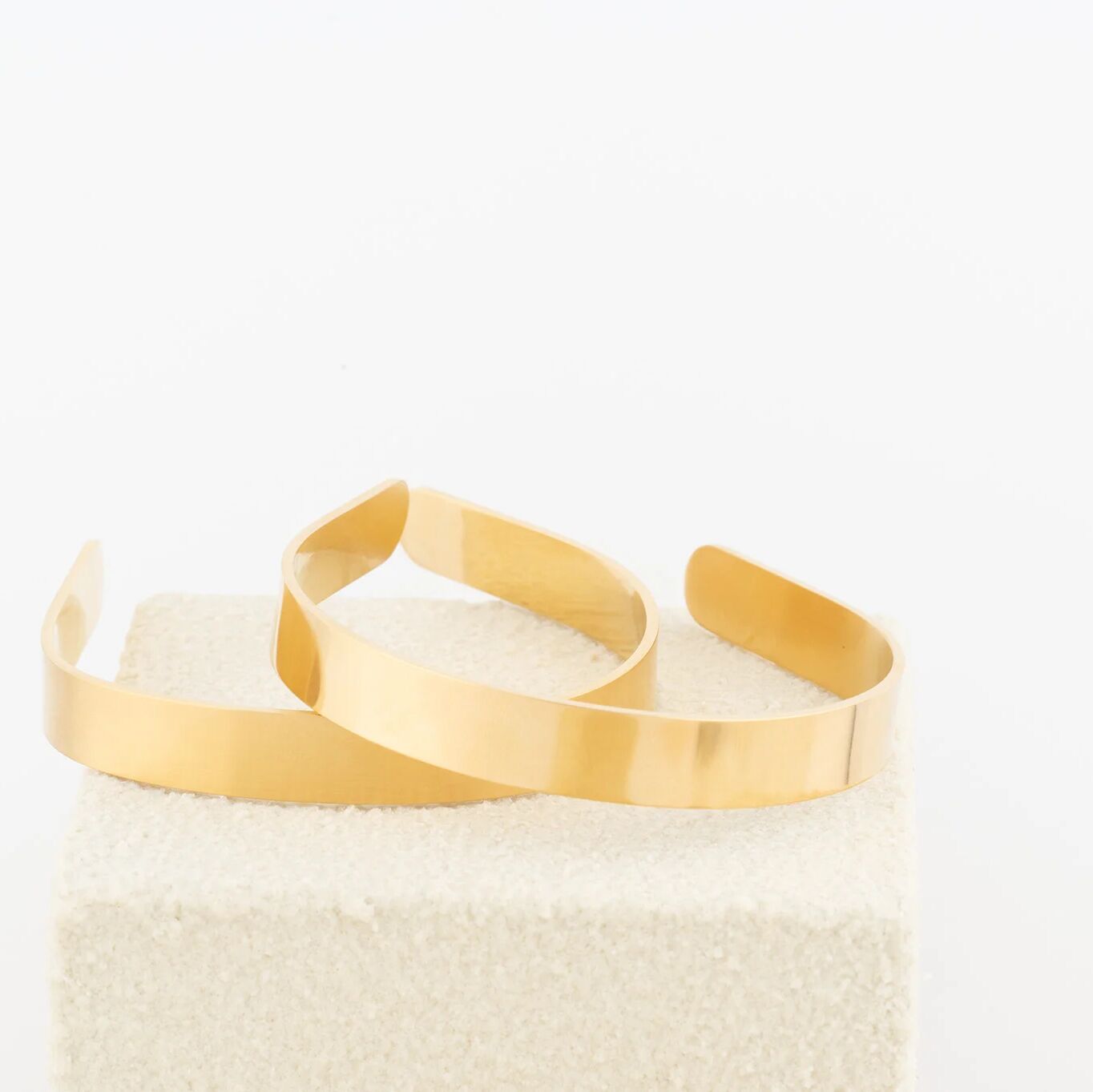 Wholesale jewelry 14K Gold Filled Plus™ Cuff Bracelet- Studio 