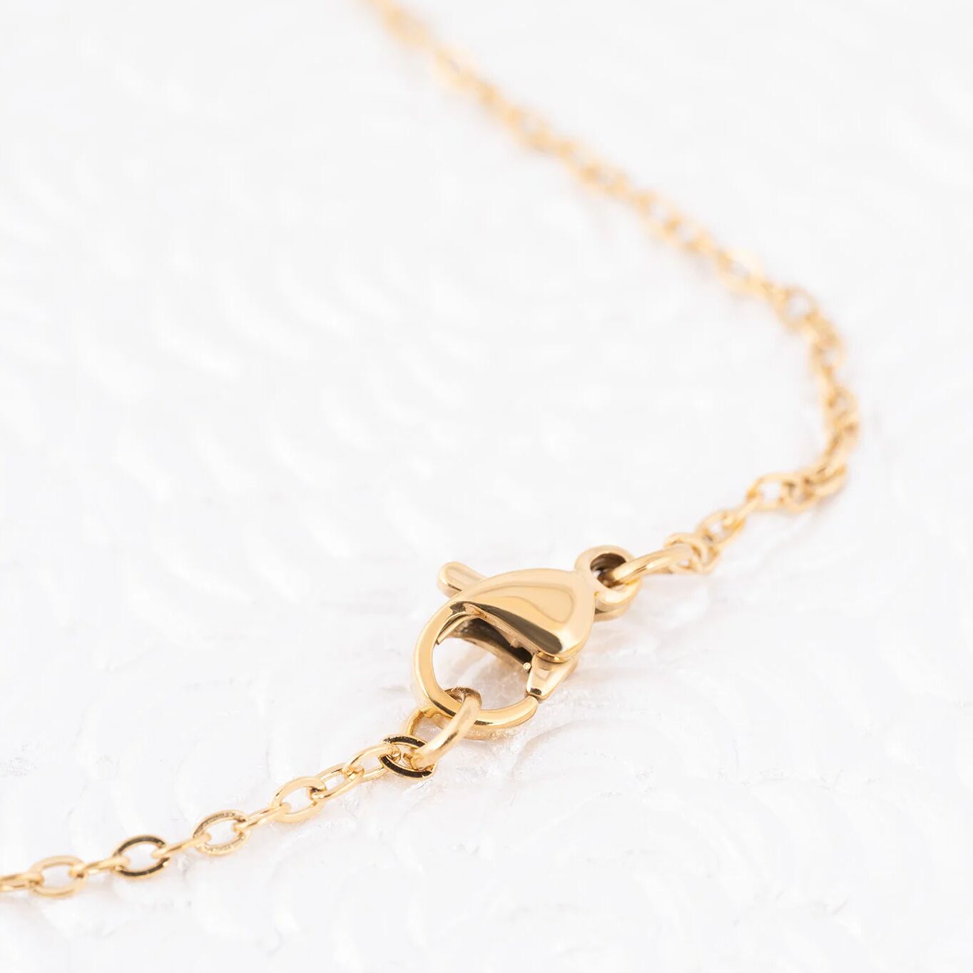 Wholesale jewelry 14K Gold Filled Plus Cutout Heart Bar Necklace- Gold-Clasp 