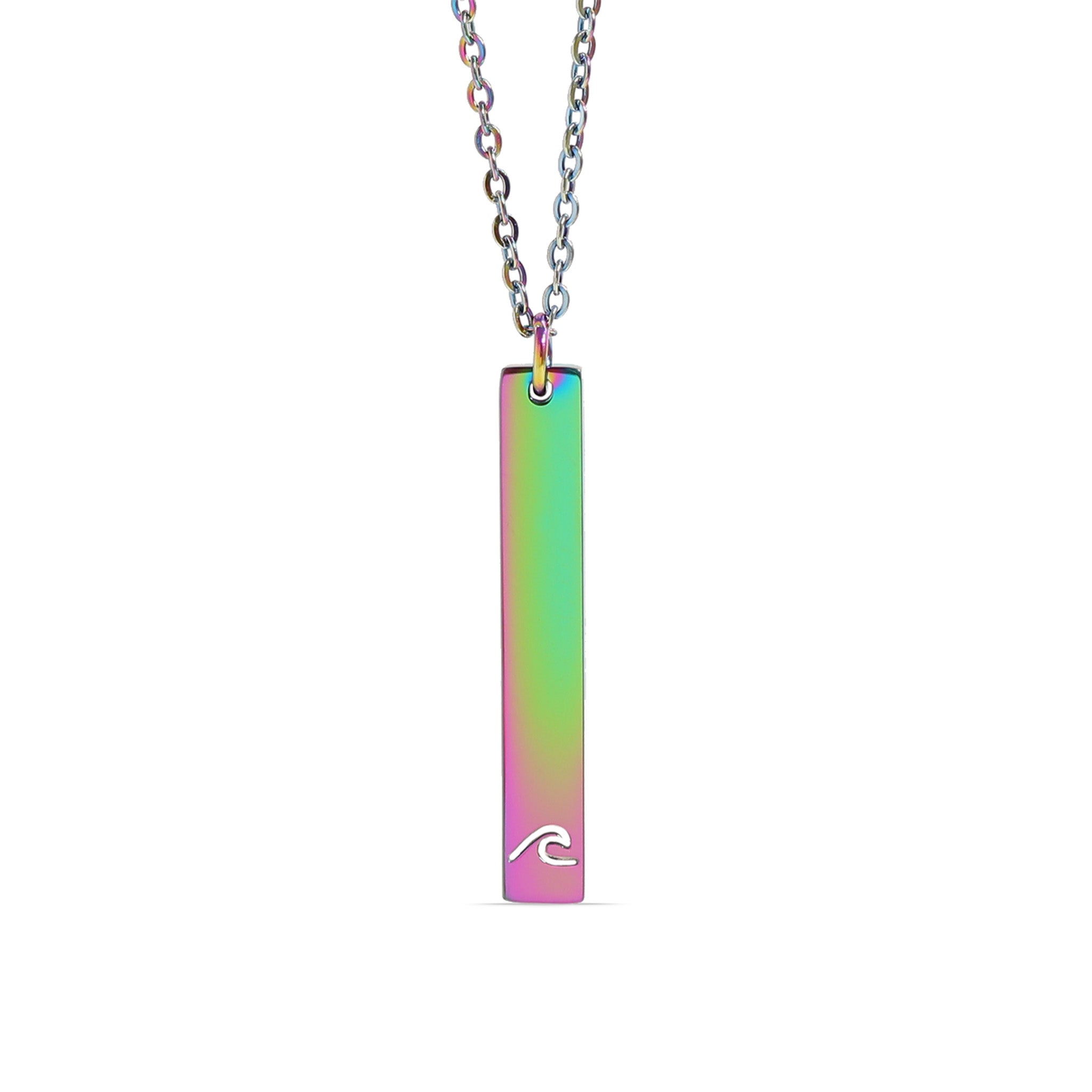 Chain necklace with vertical bar charm with wave engraving