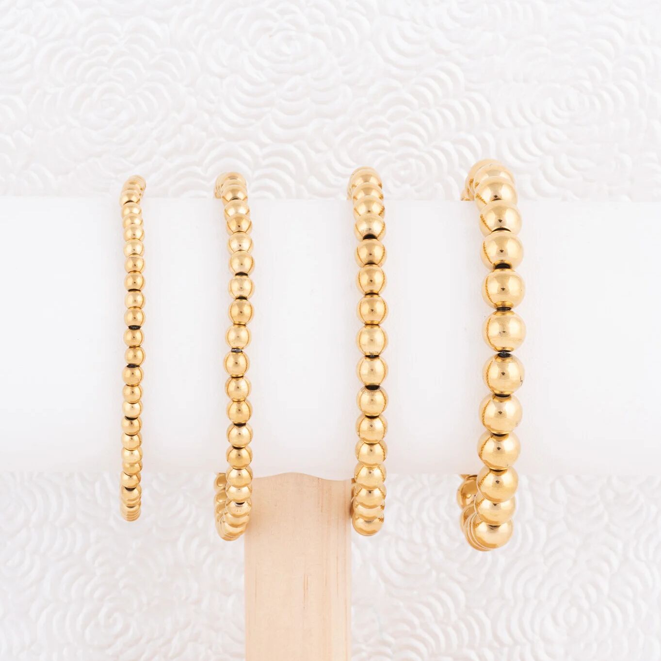Wholesale jewelry 14K Gold Filled Plus Metal Bead Stretch Bracelet-  studio scale