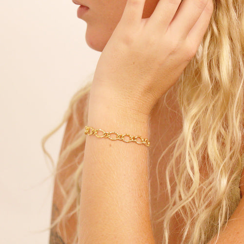 18K Gold Chain Bracelet – Hammered Oval Stainless Steel Scratch Resistant Jewelry