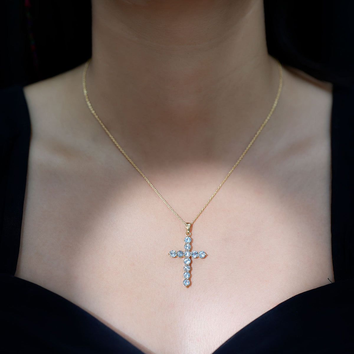 Aquamarine Cross Pendant – Elegant Blue Gemstone Necklace | Spiritual Jewelry Gift