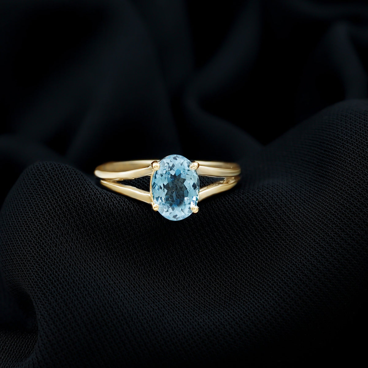 Aquamarine Engagement Ring – Oval Blue Gemstone Solitaire Split Shank Band