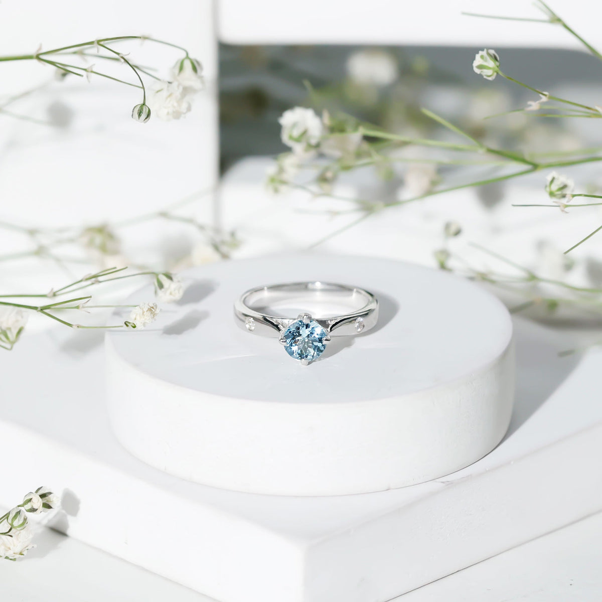 Aquamarine Promise Ring – Classic 6 MM Solitaire Blue Gemstone with Diamond Accent