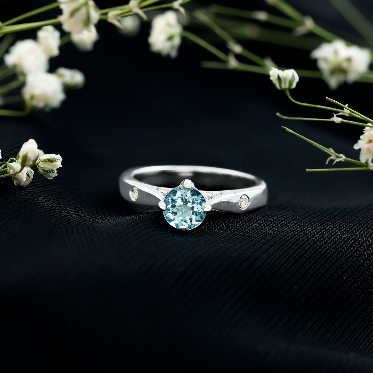 Aquamarine Promise Ring – Classic 6 MM Solitaire Blue Gemstone with Diamond Accent