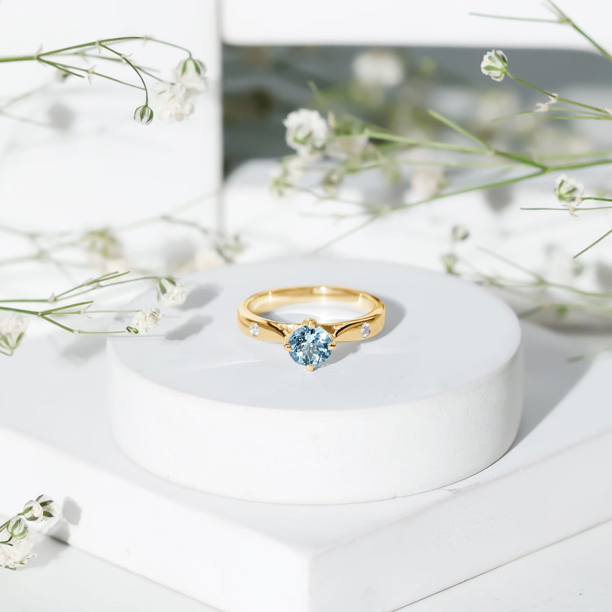 Aquamarine Promise Ring – Classic 6 MM Solitaire Blue Gemstone with Diamond Accent
