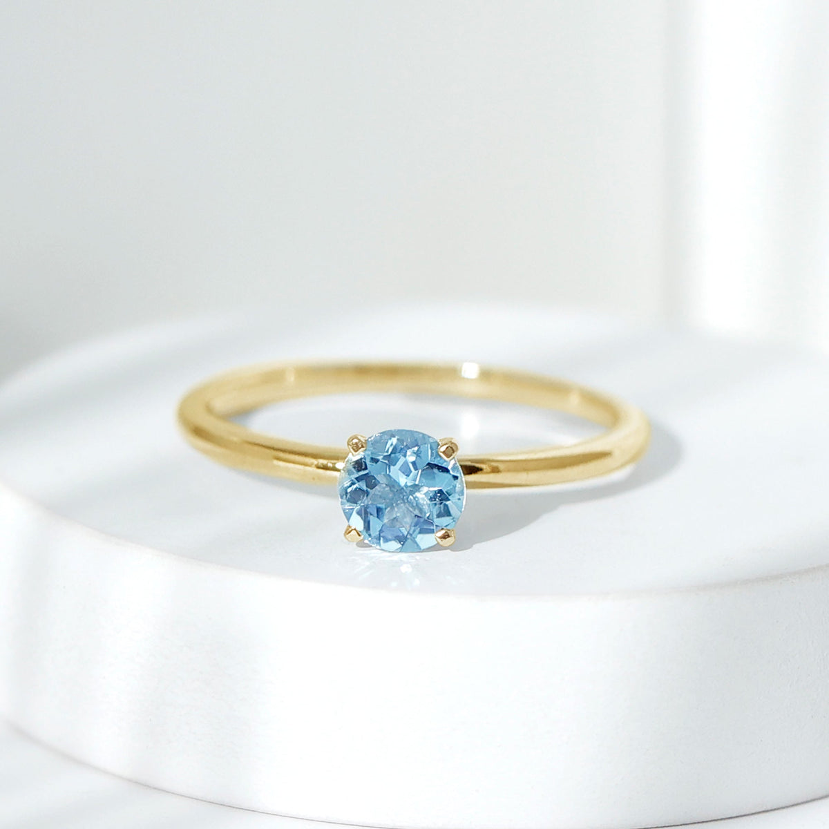 Aquamarine Solitaire Ring – Blue Gemstone 6MM Round Peg Head Setting