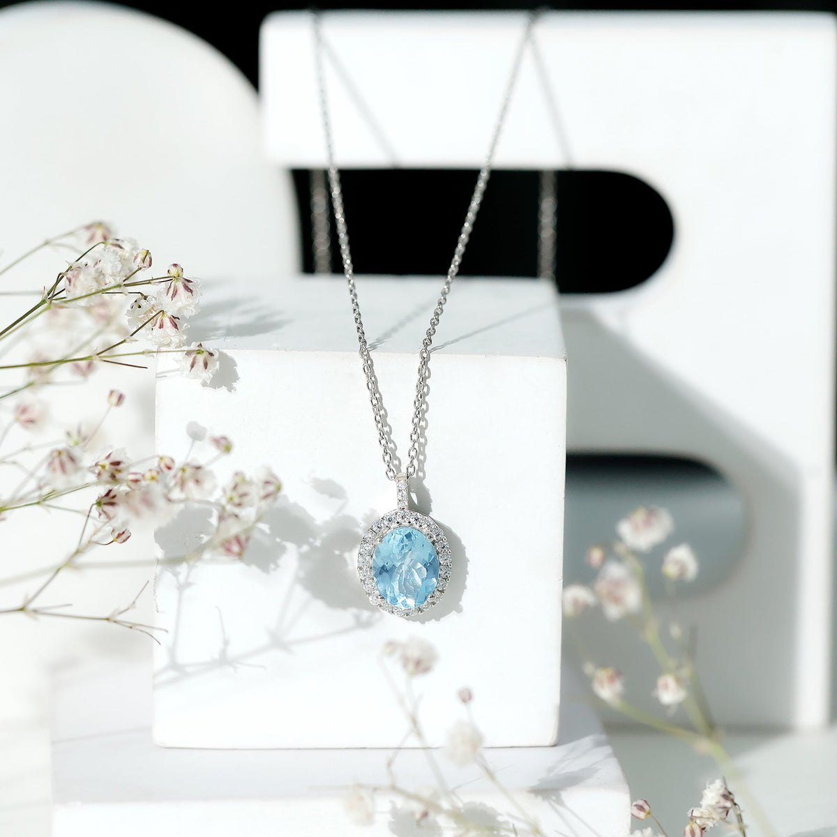 Aquamarine Statement Necklace – Oval Aquamarine Pendant With Halo Design