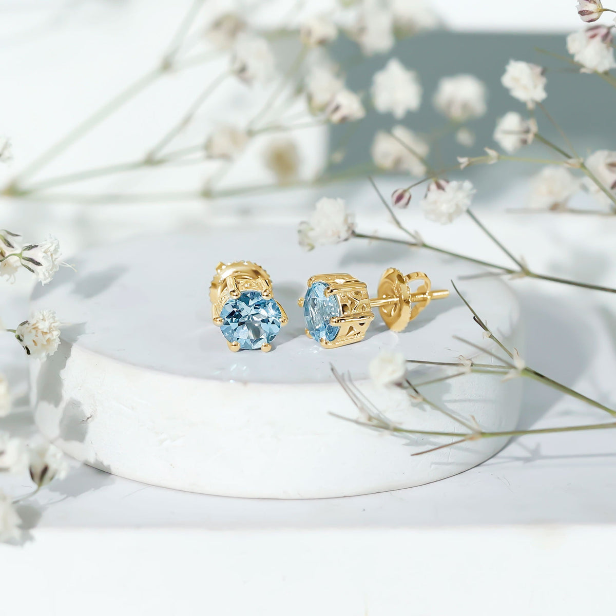 Aquamarine Stud Earrings – 6mm Round Solitaire With Claw Prong Setting