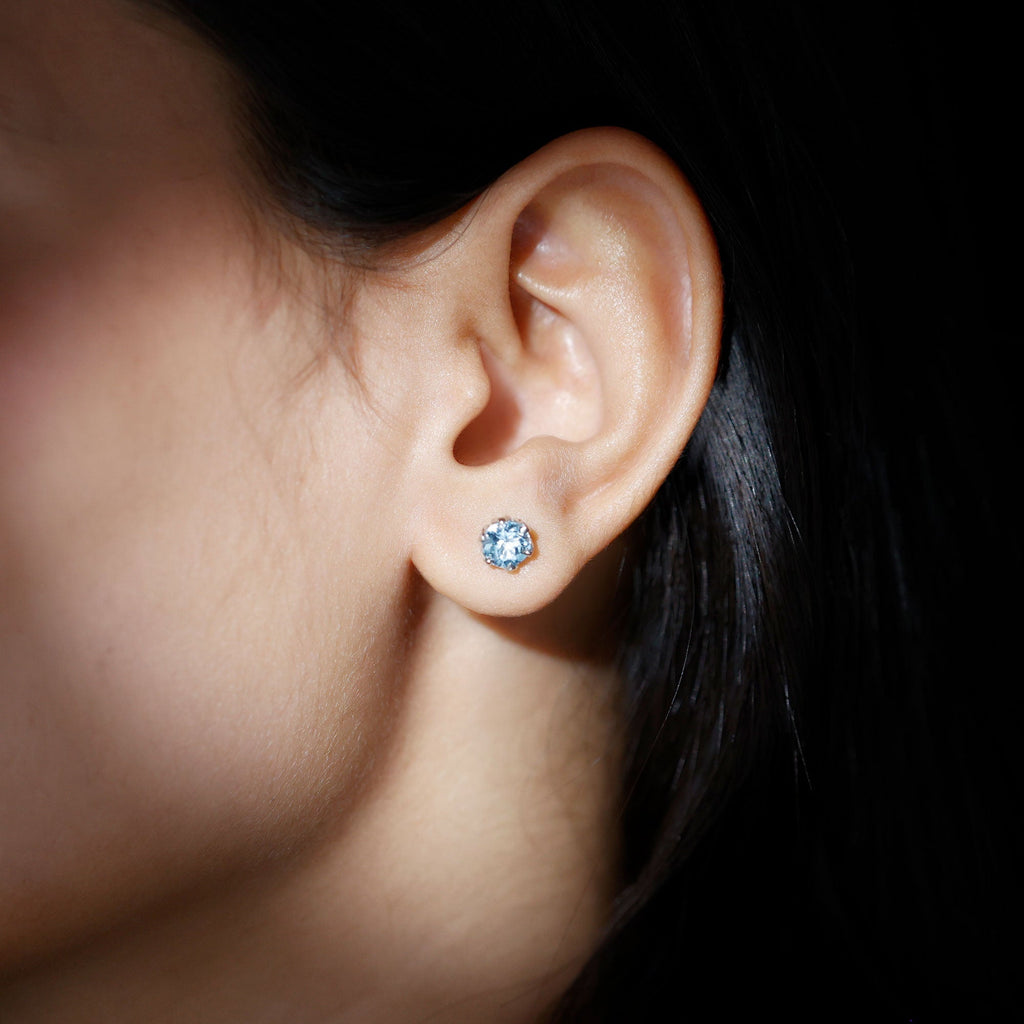 Aquamarine Stud Earrings – AAA Quality Blue Gemstone In Lotus Basket Setting