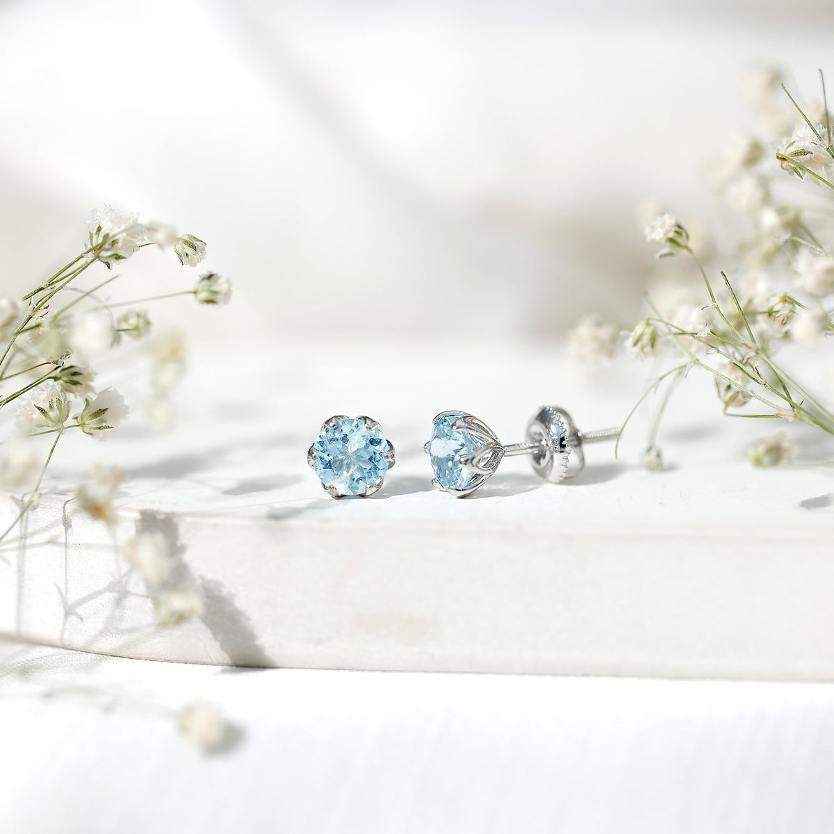 Aquamarine Stud Earrings – AAA Quality Blue Gemstone In Lotus Basket Setting