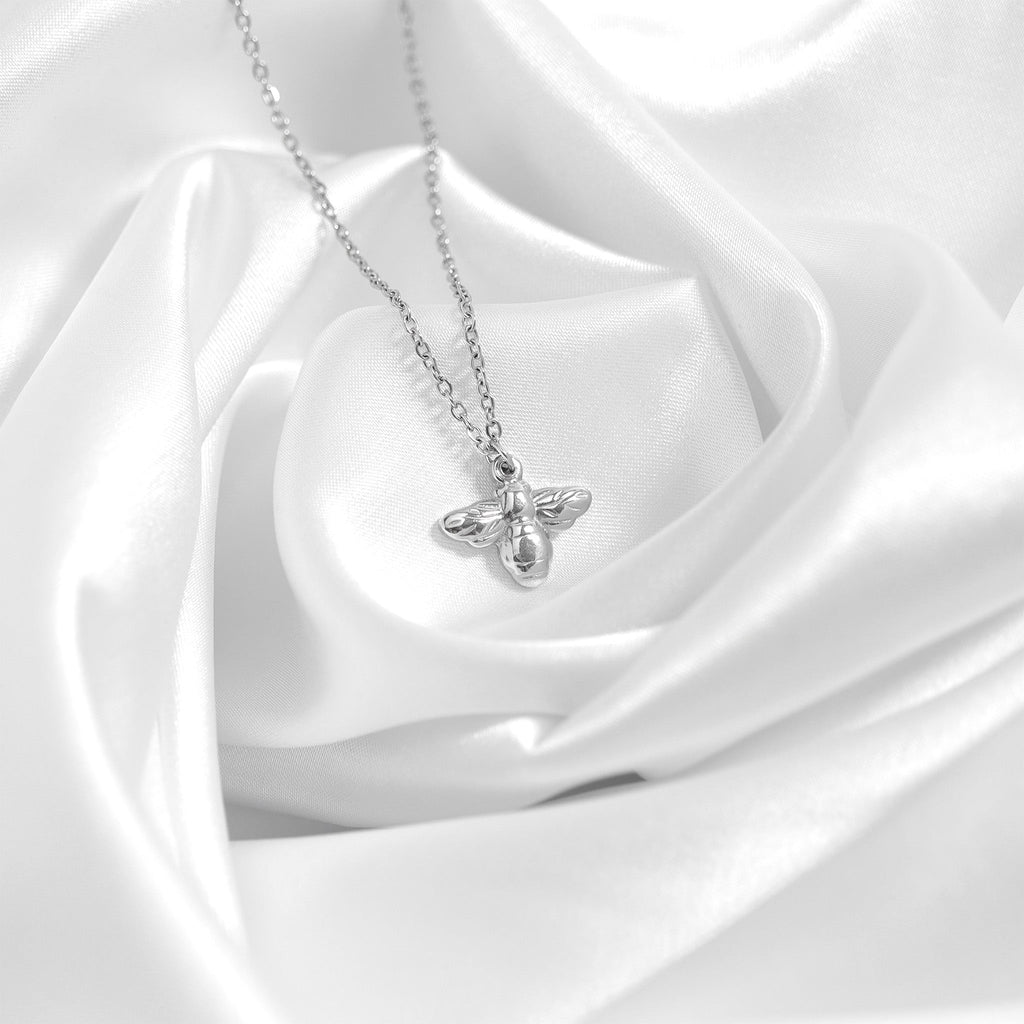 18K Gold Bee Charm – Hypoallergenic Stainless Steel Charm Bracelet Accessory