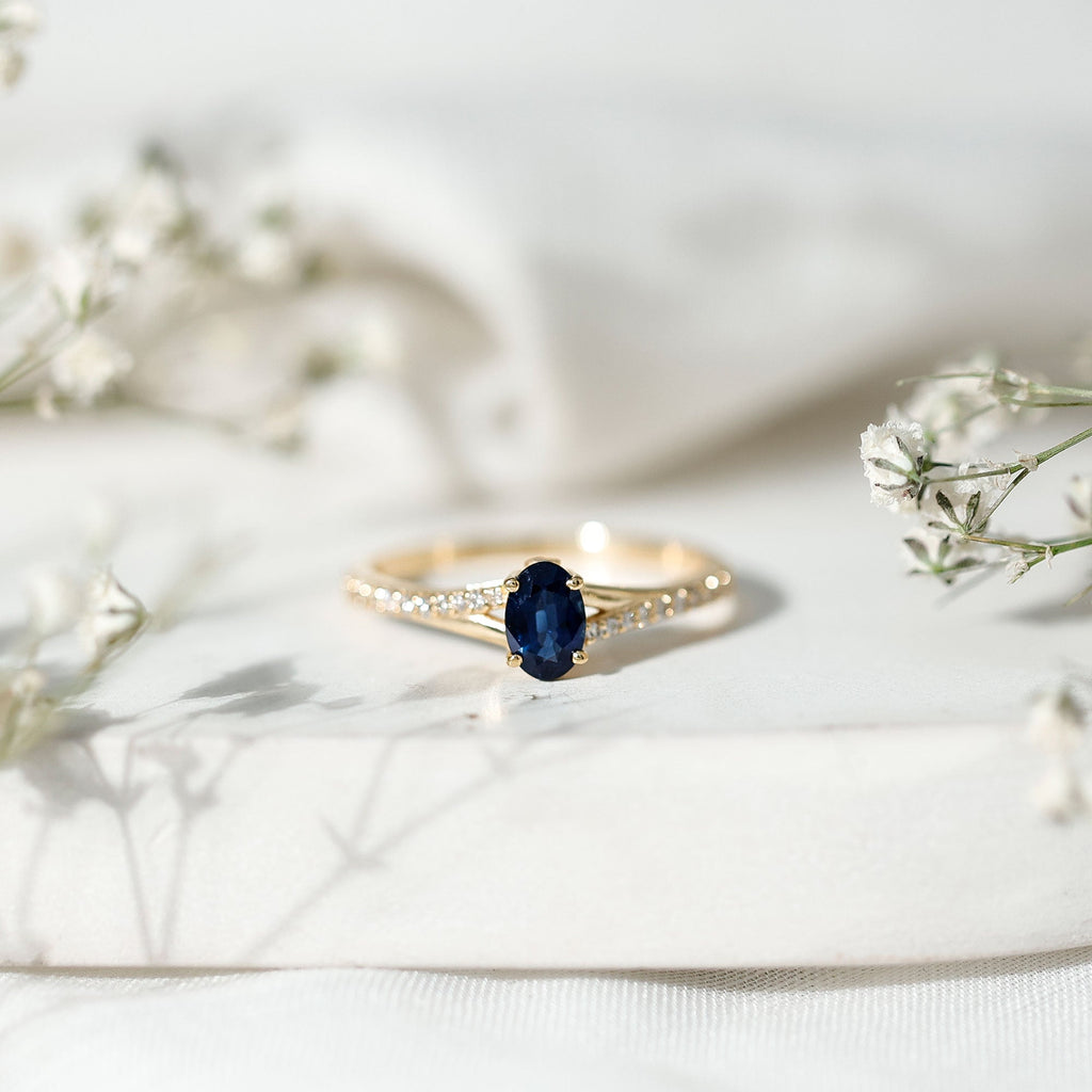 Blue Sapphire Engagement Ring Oval Split Shank Diamond Ring