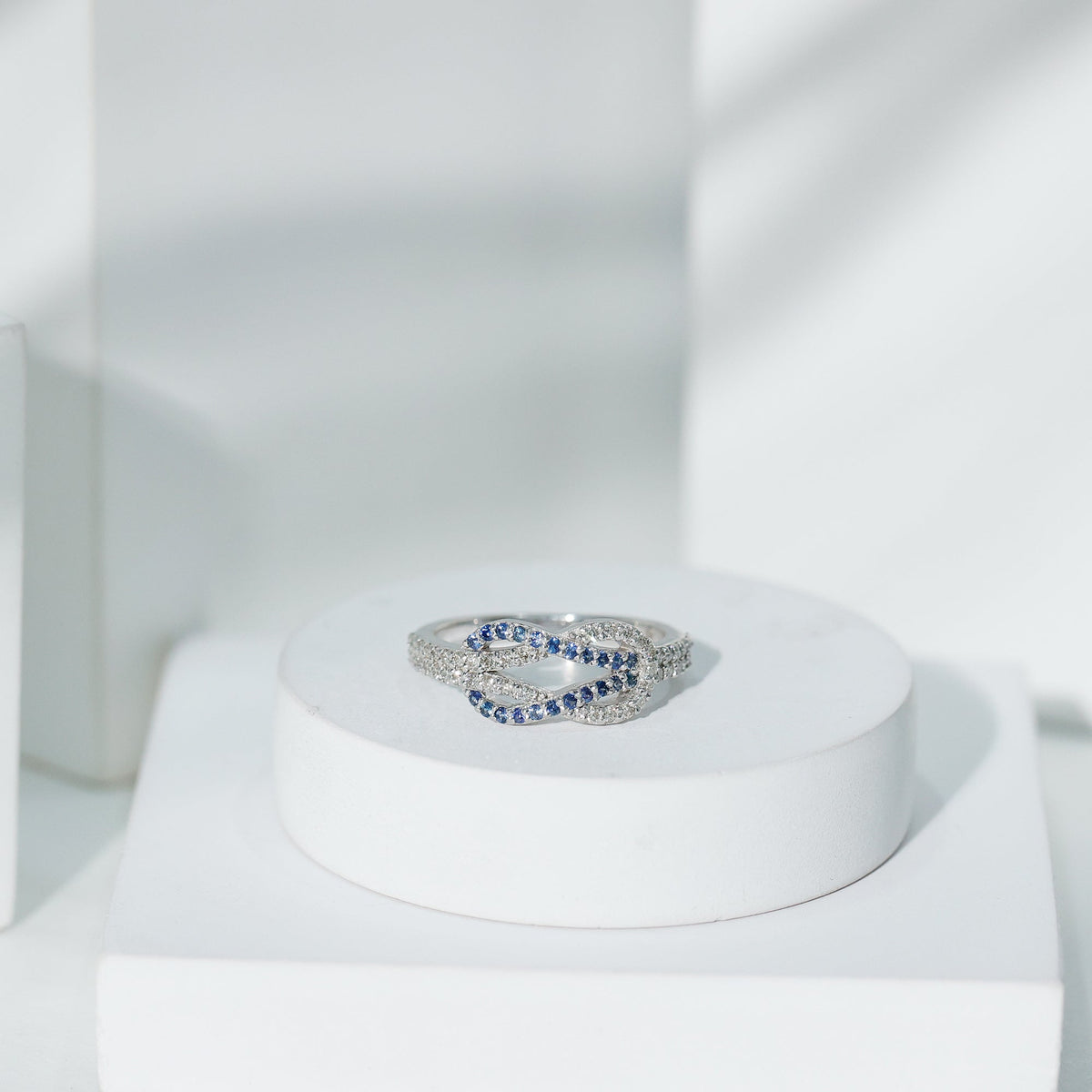 Blue Sapphire Ring Diamond Interlock Wedding Band For Women