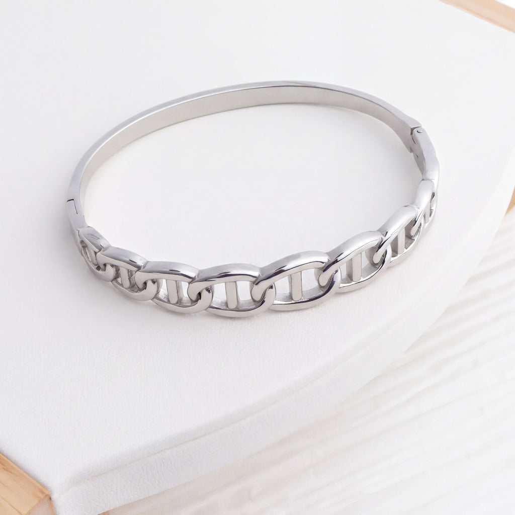 Gold Chain Bangle – 18K Gold PVD Coated Stainless Steel Oval Bracelet - Bracelets | Sunflower Soul Boutique