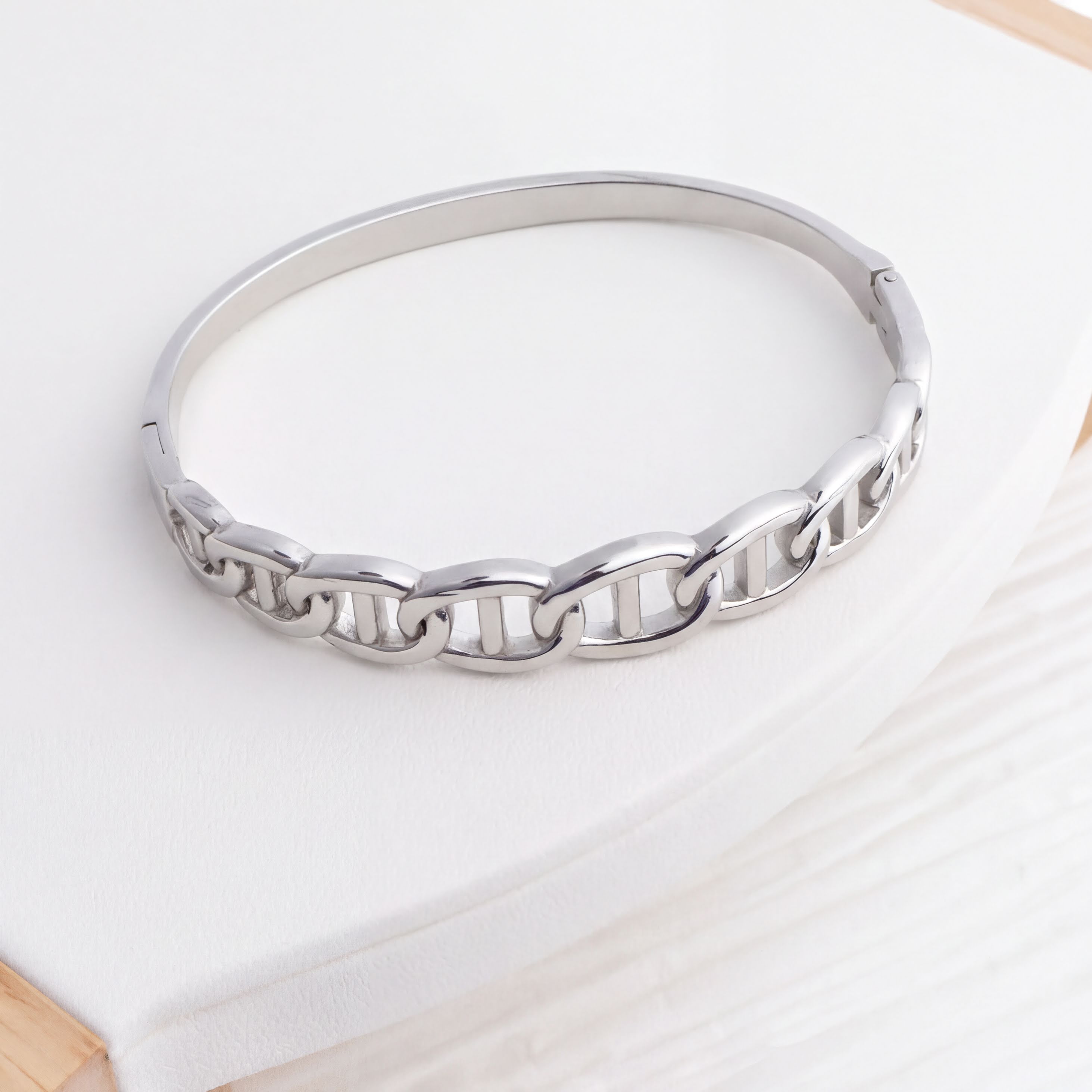 Gold Chain Bangle – 18K Gold PVD Coated Stainless Steel Oval Bracelet - Bracelets | Sunflower Soul Boutique
