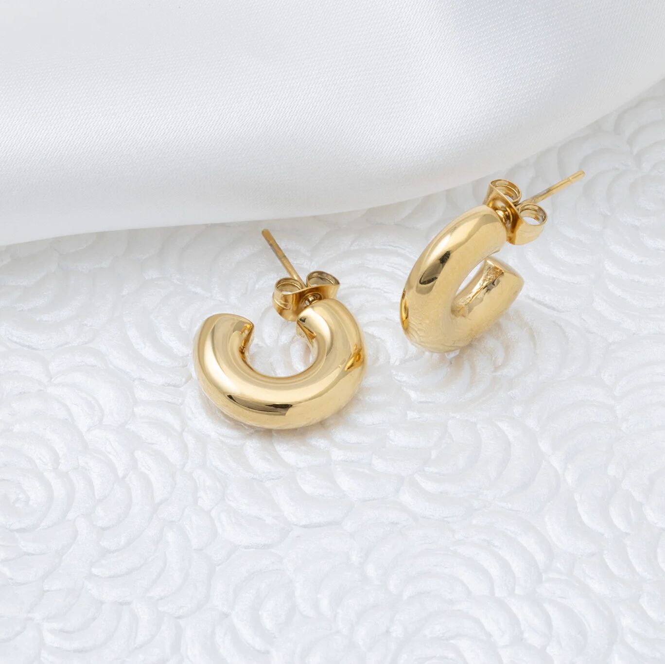 14K Gold Filled PLUS Chunky Huggie Hoop Earring