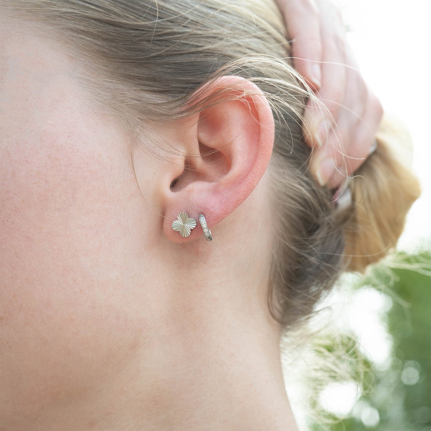 Clover Stud Earrings – 18K Gold PVD Coated Hypoallergenic Jewelry - Earring | Sunflower Soul Boutique