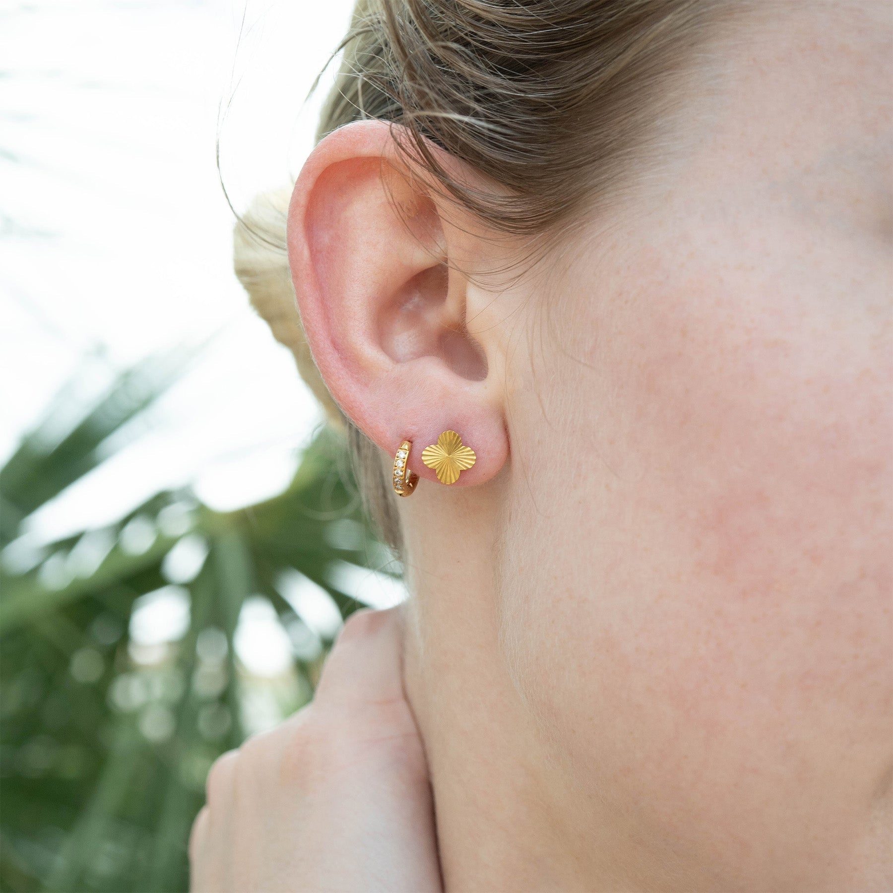 Clover Stud Earrings – 18K Gold PVD Coated Hypoallergenic Jewelry - Earring | Sunflower Soul Boutique