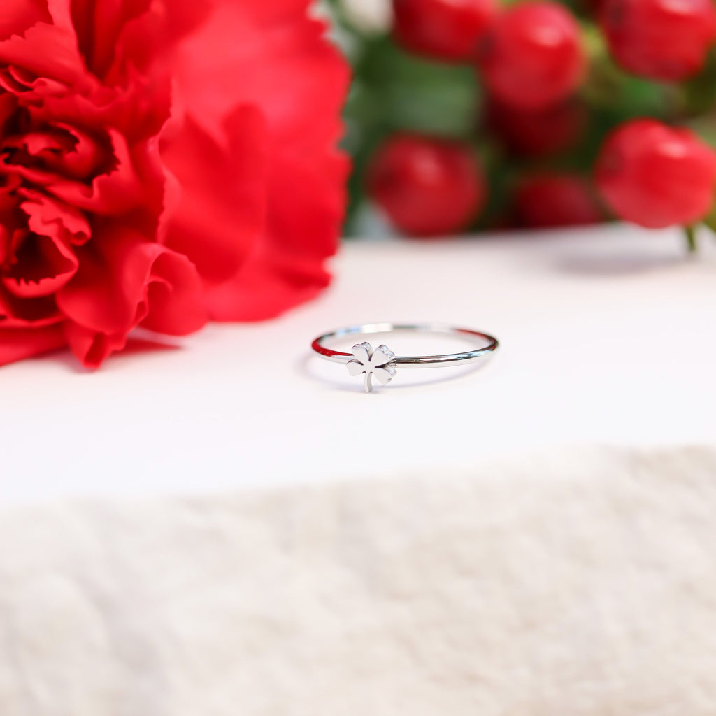 Four Leaf Clover Ring – 18K Gold PVD Stainless Steel | Hypoallergenic Waterproof Jewelry
