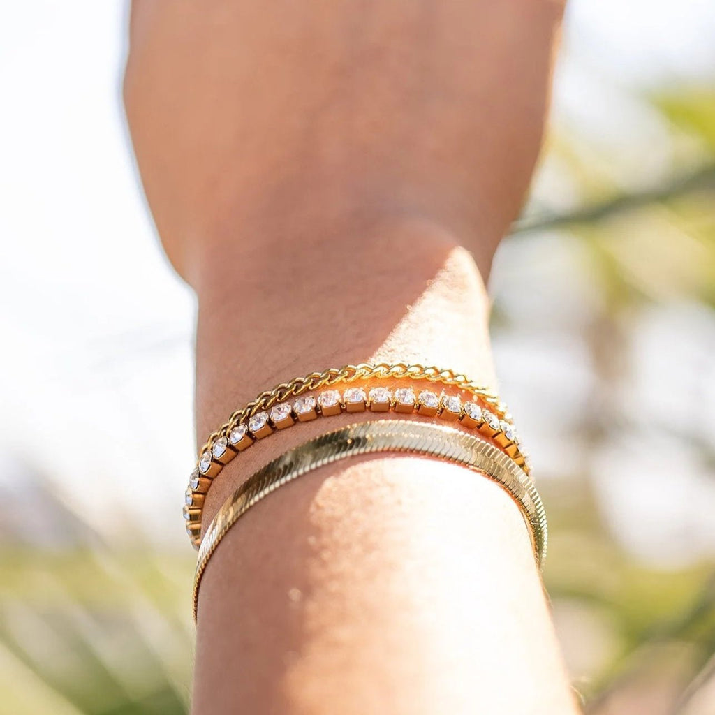 Diamond Cut Curb Chain 18K Gold Bracelet – Durable Hypoallergenic Stainless Steel Jewelry - Bracelets | Sunflower Soul Boutique