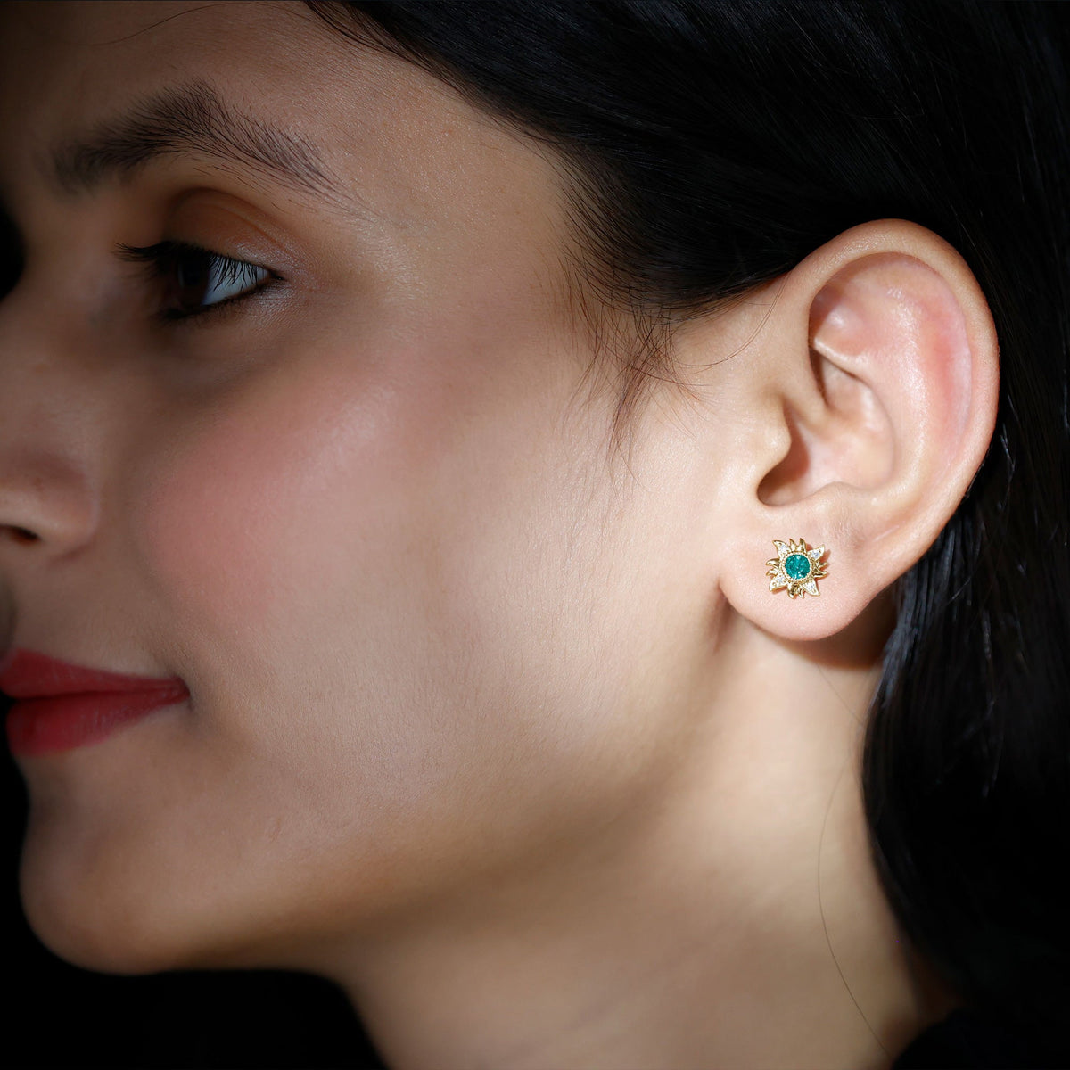 Emerald Diamond Stud Earrings – Round Emerald Sunburst Studs With Screw Back