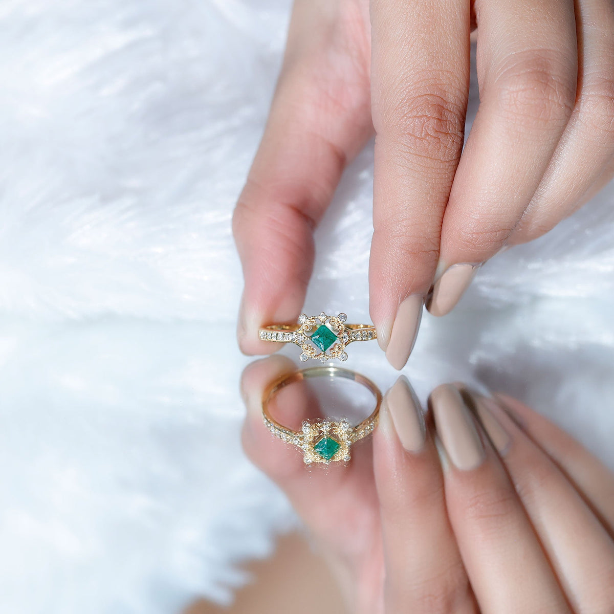 Emerald Engagement Ring – Antique Vintage Diamond Accent Princess Cut Design