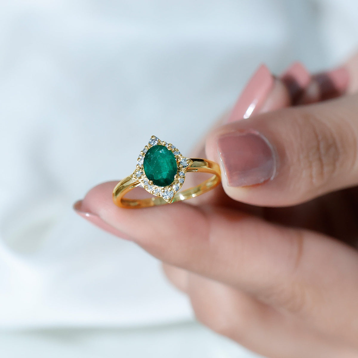 Emerald Engagement Ring – Vintage Oval Emerald Ring with Diamond Halo Jewelry