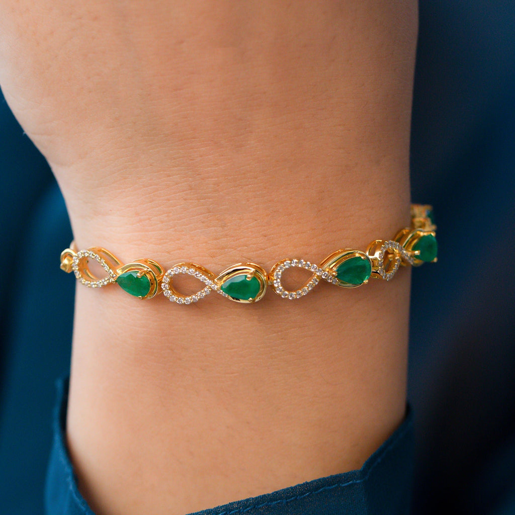 Emerald Infinity Bracelet – Adjustable Bolo Chain With Moissanite Stones