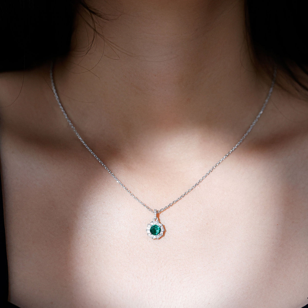 Emerald Moissanite Necklace – Vintage Inspired Flower Pendant With Lab Created Emerald & Sterling Silver Chain