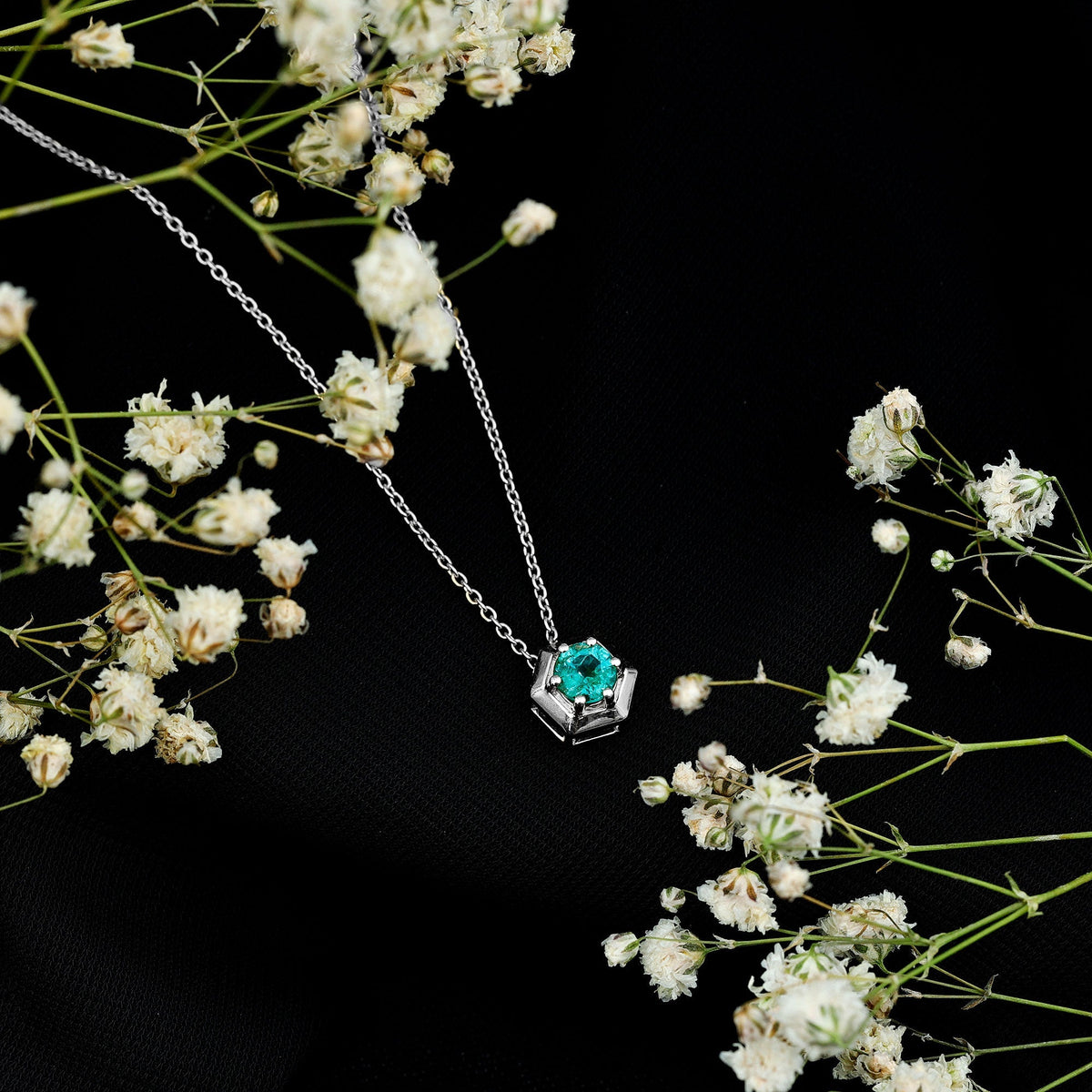 Emerald Pendant Necklace – Solitaire Hexagon Pendant With AAA Quality Emerald