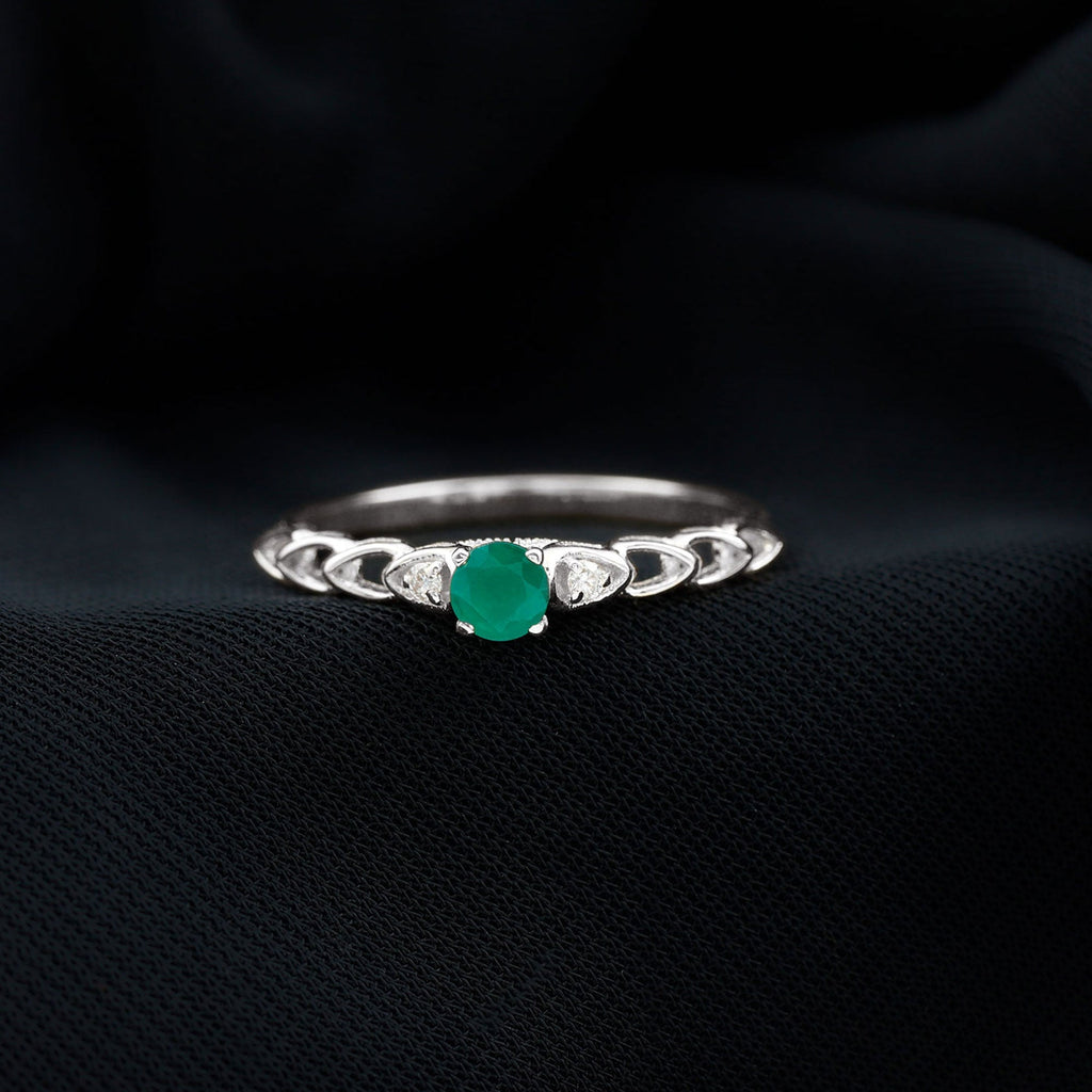 Emerald Promise Ring – Designer Diamond Emerald Ring With Unique Interlocked Band