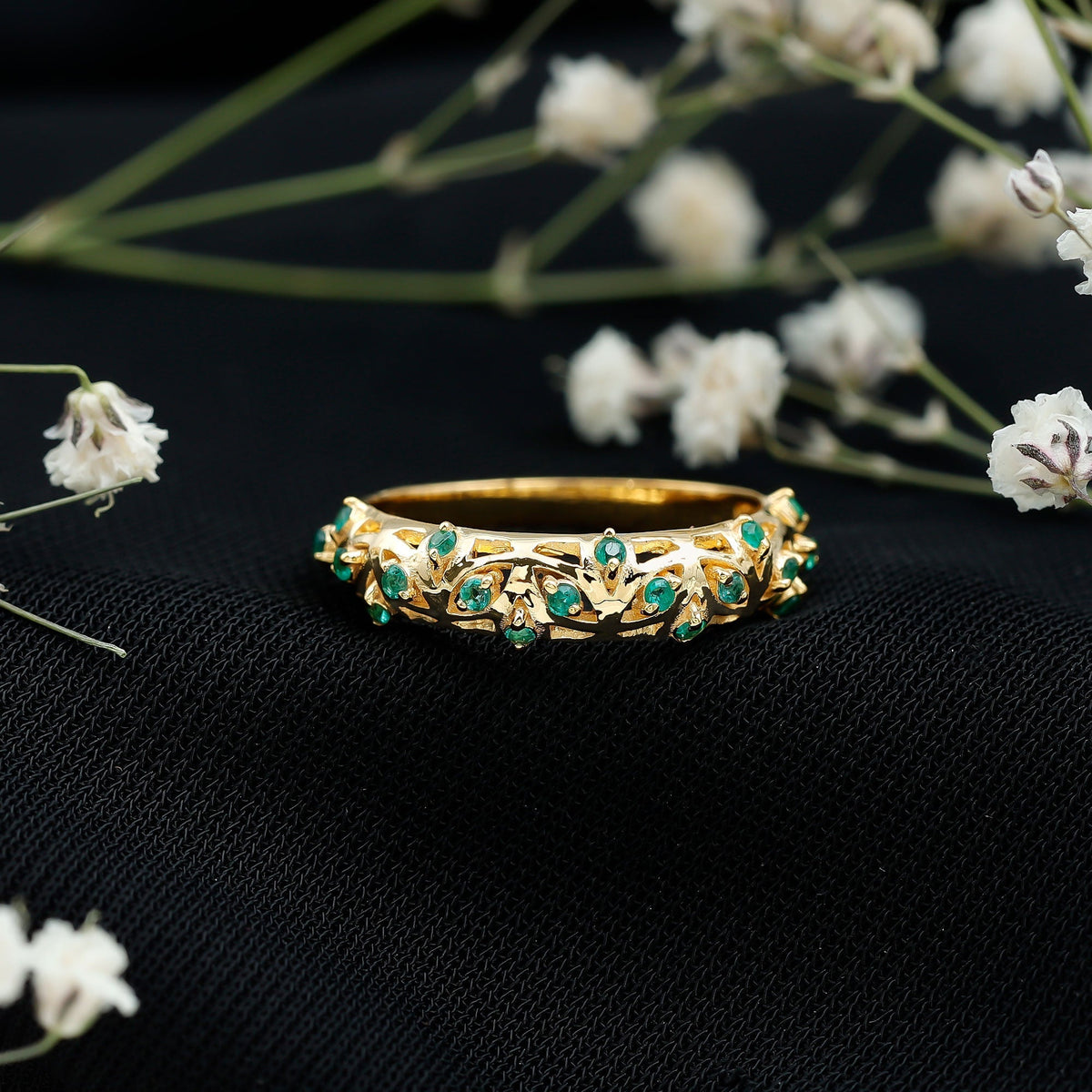 Emerald Wedding Band – Vintage Filigree Half Eternity Ring With Round Cut Emeralds
