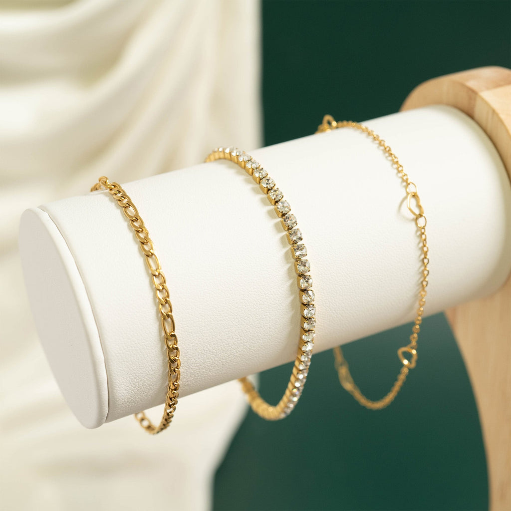 Figaro Chain Bracelet – Adjustable Gold Chain With PVD Gold Coating & Lobster Clasp - Bracelets | Sunflower Soul Boutique