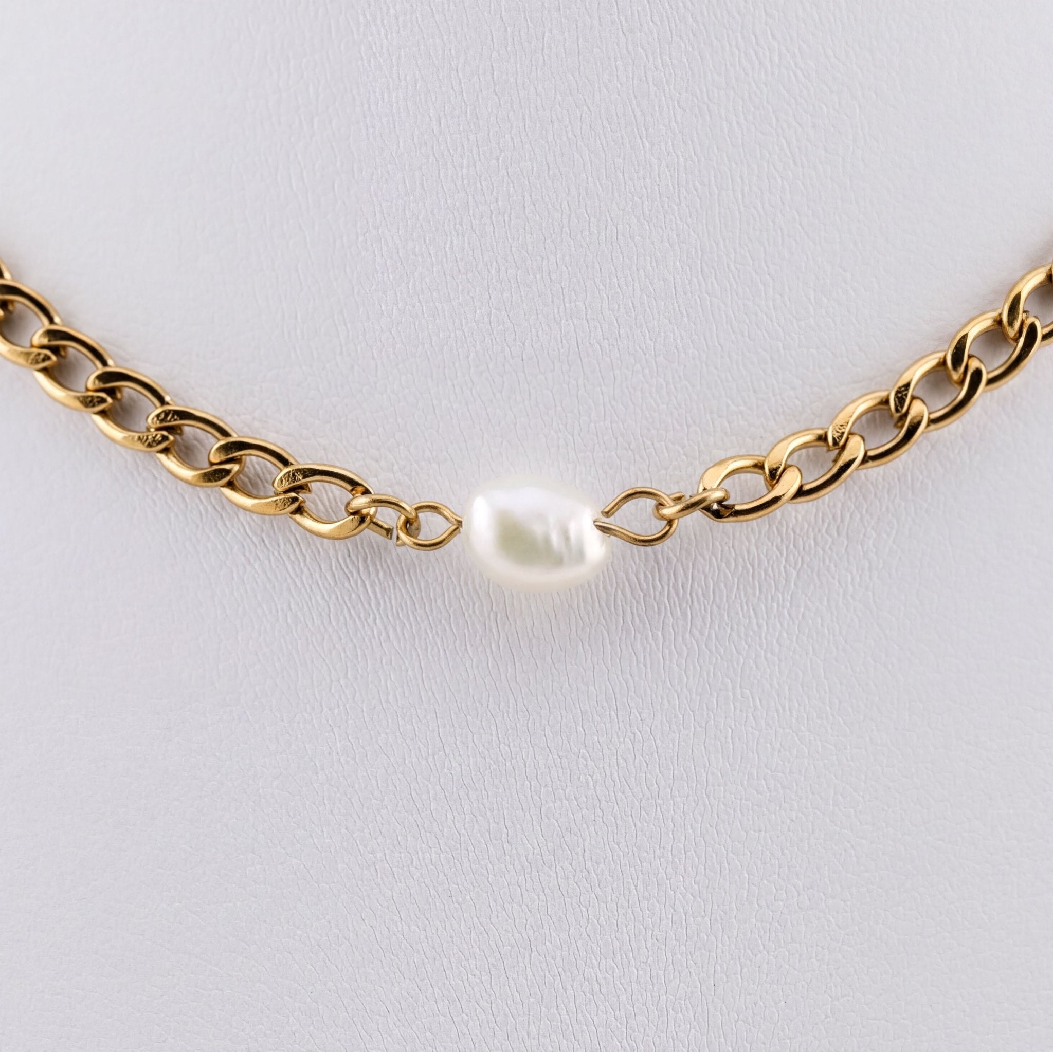 Figaro Gold Chain – 18K Gold Necklace | Durable PVD Coated Stainless Steel - Necklaces | Sunflower Soul Boutique